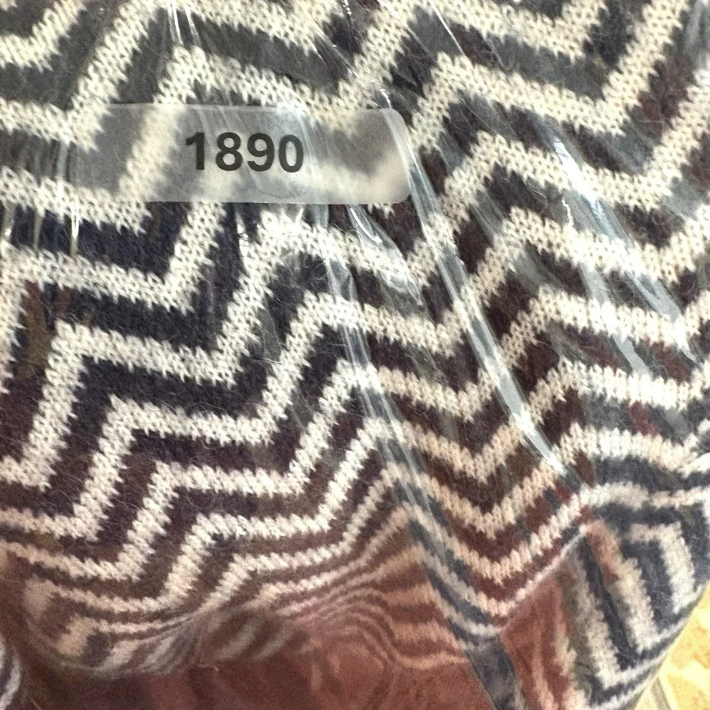 J. Crew‎ Button-detail mockneck sweater navy blue herringbone chevron Small